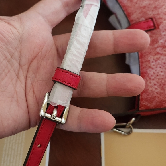 MICHAEL KORS Red LYRA Extra Small Crossbody Bag NWT - Picture 8 of 13
